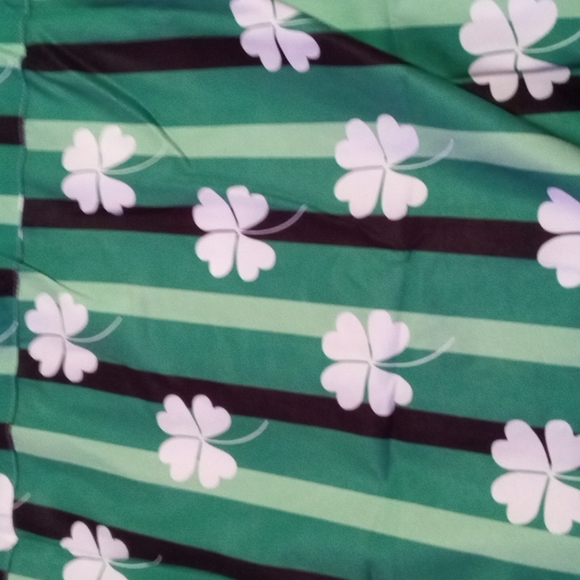 Irish button up - Picture 3 of 3